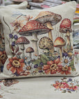 Cuscino arredo funghetti gobelin 45x45 cm
