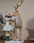 Statuetta decorativa bambina con cervo 17x12x22 cm