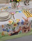 Tovaglia bunny in garden