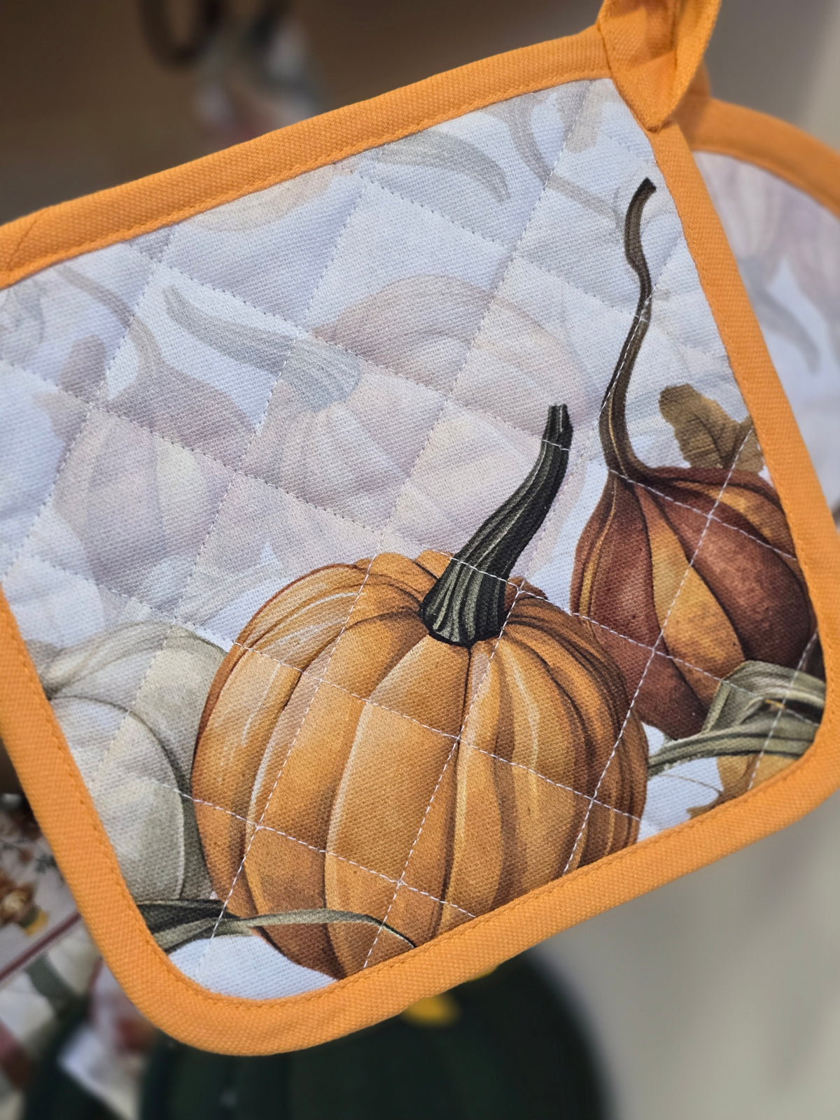 Coppia presine zucche autunno