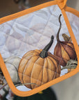 Coppia presine zucche autunno