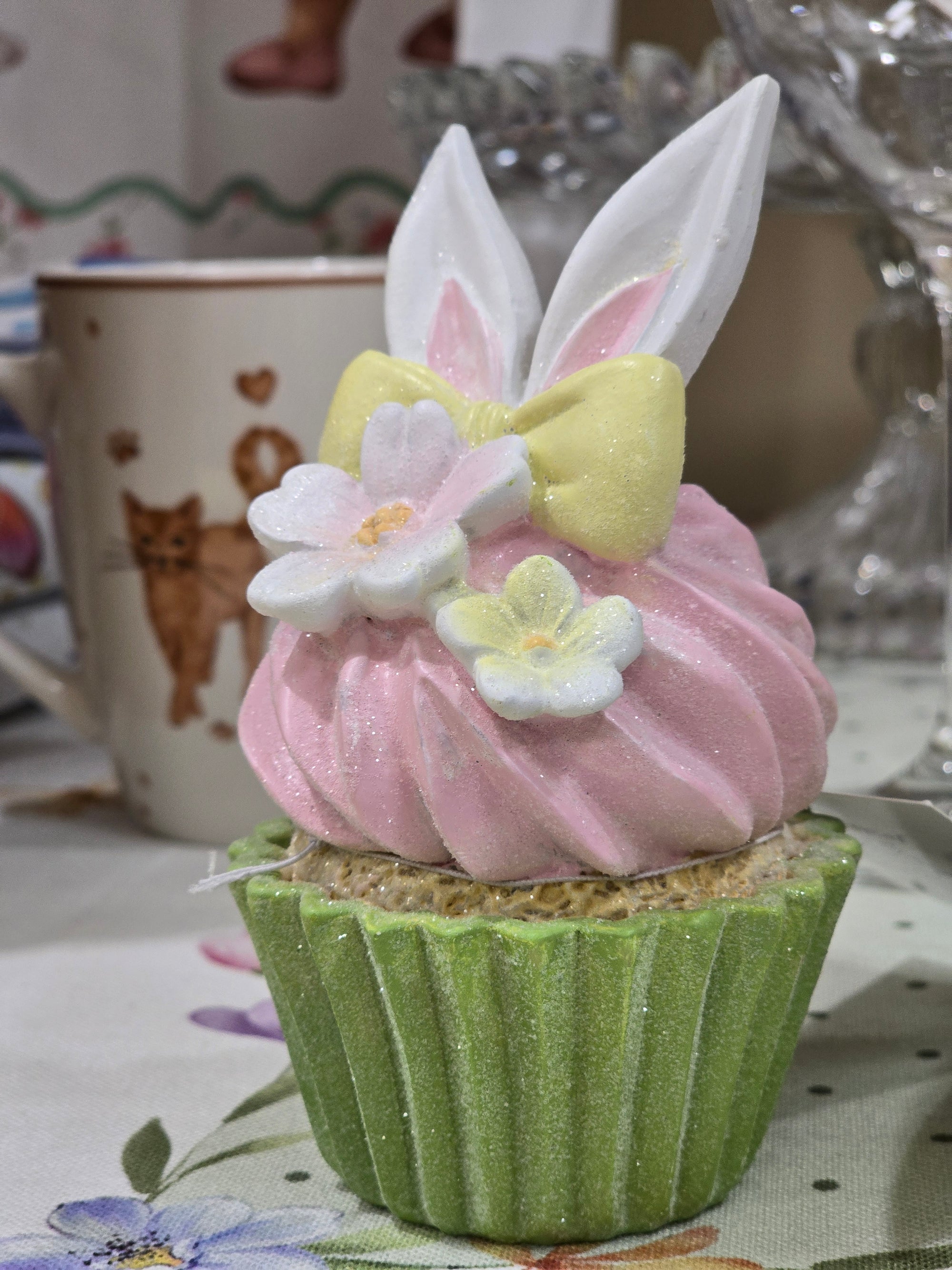 Muffin decorativo con orecchie coniglietto