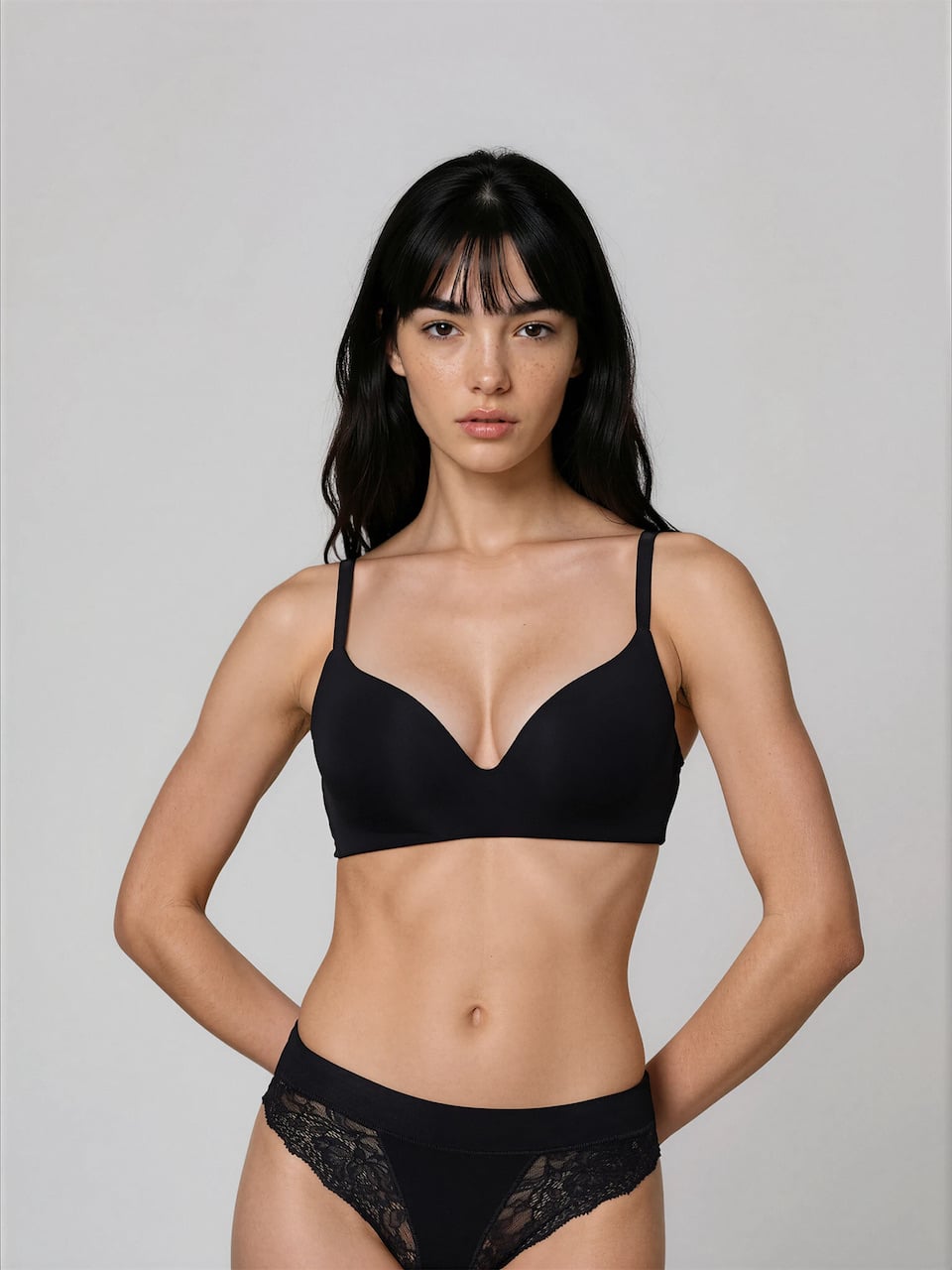 Reggiseno senza ferretto con coppe preformate abbraccio